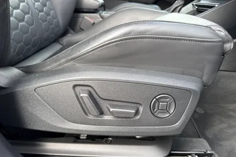 DX70VSC Audi RS Q3 400 PS S tronic Thumbnail #30