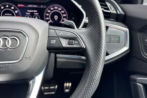 DX70VSC Audi RS Q3 400 PS S tronic Thumbnail #36