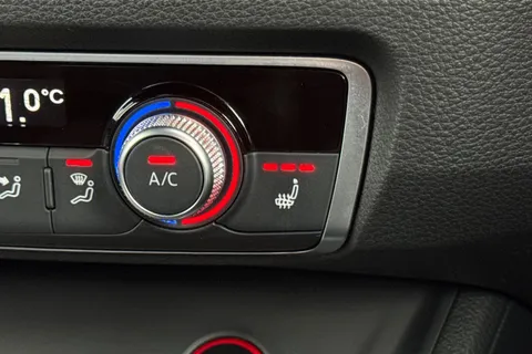 DX70VSC Audi RS Q3 400 PS S tronic Thumbnail #45
