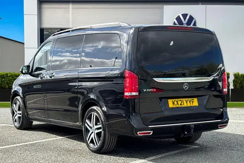 KX21YYF Mercedes-Benz V Class 2.0 V220d Sport G-Tronic+ Euro 6 (s/s) 5dr LWB Thumbnail #3
