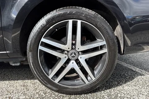 KX21YYF Mercedes-Benz V Class 2.0 V220d Sport G-Tronic+ Euro 6 (s/s) 5dr LWB Thumbnail #12