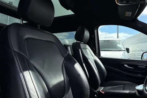 KX21YYF Mercedes-Benz V Class 2.0 V220d Sport G-Tronic+ Euro 6 (s/s) 5dr LWB Thumbnail #25