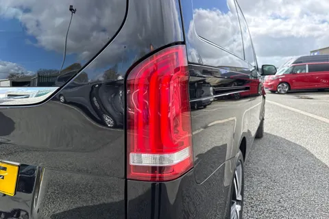 KX21YYF Mercedes-Benz V Class 2.0 V220d Sport G-Tronic+ Euro 6 (s/s) 5dr LWB Thumbnail #27