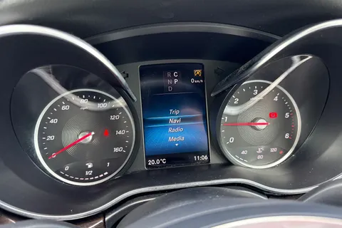 KX21YYF Mercedes-Benz V Class 2.0 V220d Sport G-Tronic+ Euro 6 (s/s) 5dr LWB Thumbnail #51