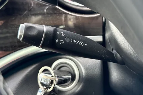 KX21YYF Mercedes-Benz V Class 2.0 V220d Sport G-Tronic+ Euro 6 (s/s) 5dr LWB Thumbnail #52