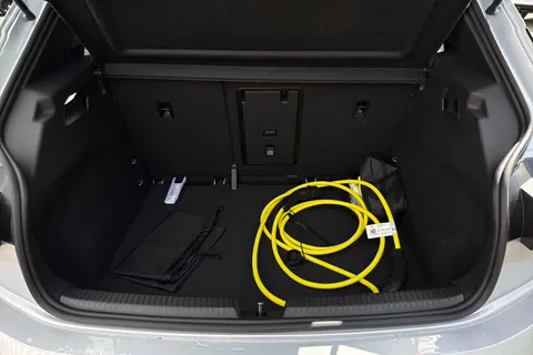 MM25VFG CUPRA Born e-Boost 59kWh V3 Auto 5dr Thumbnail #9