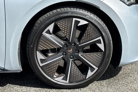 MM25VFG CUPRA Born e-Boost 59kWh V3 Auto 5dr Thumbnail #12