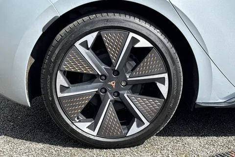 MM25VFG CUPRA Born e-Boost 59kWh V3 Auto 5dr Thumbnail #13