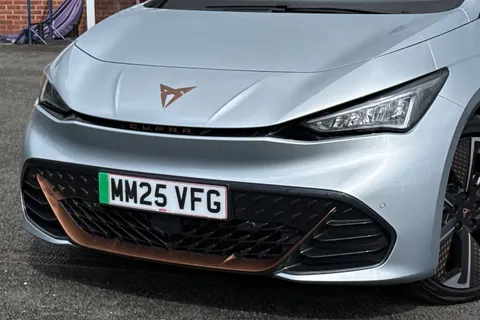MM25VFG CUPRA Born e-Boost 59kWh V3 Auto 5dr Thumbnail #25
