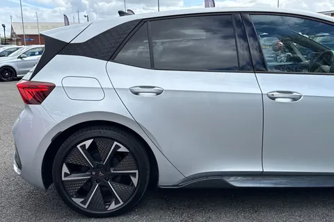 MM25VFG CUPRA Born e-Boost 59kWh V3 Auto 5dr Thumbnail #30