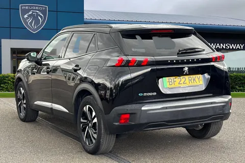 BF22RKY PEUGEOT e-2008 50kWh Allure Premium Auto 5dr (7kW Charger) Thumbnail #3