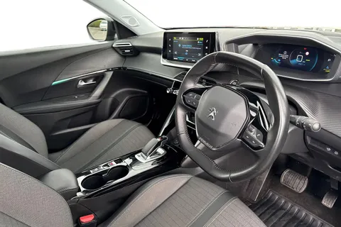 BF22RKY PEUGEOT e-2008 50kWh Allure Premium Auto 5dr (7kW Charger) Thumbnail #15