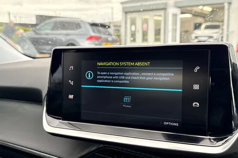 BF22RKY PEUGEOT e-2008 50kWh Allure Premium Auto 5dr (7kW Charger) Thumbnail #18