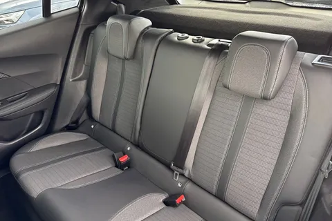 BF22RKY PEUGEOT e-2008 50kWh Allure Premium Auto 5dr (7kW Charger) Thumbnail #20