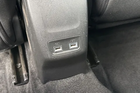 BF22RKY PEUGEOT e-2008 50kWh Allure Premium Auto 5dr (7kW Charger) Thumbnail #37