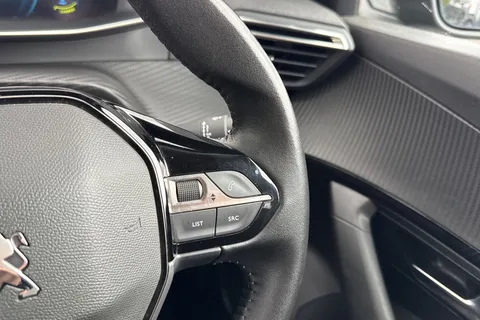 BF22RKY PEUGEOT e-2008 50kWh Allure Premium Auto 5dr (7kW Charger) Thumbnail #42