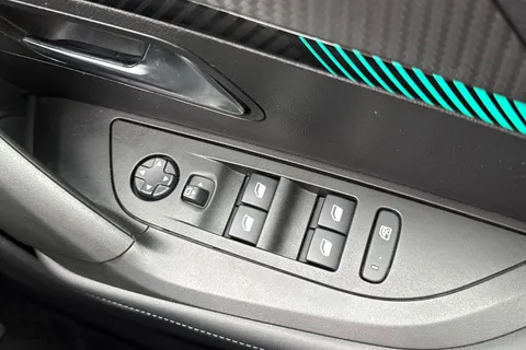 BF22RKY PEUGEOT e-2008 50kWh Allure Premium Auto 5dr (7kW Charger) Thumbnail #44