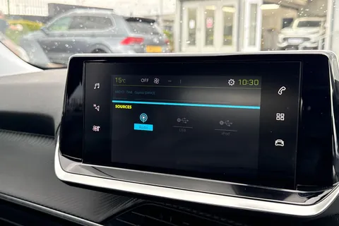 BF22RKY PEUGEOT e-2008 50kWh Allure Premium Auto 5dr (7kW Charger) Thumbnail #48