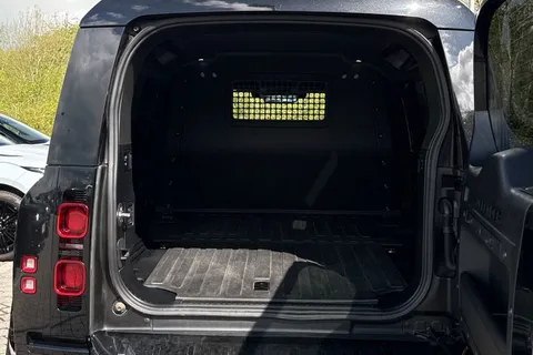 BA73XUH Land Rover Defender 110 3.0 D300 Hard Top X-Dynamic HSE 5dr Thumbnail #12
