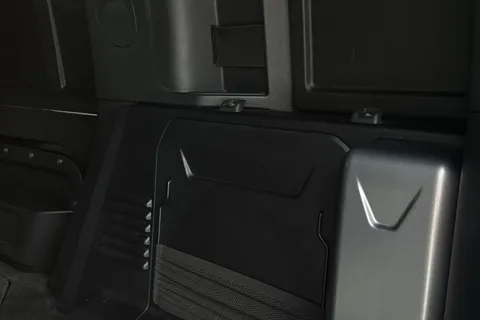 BA73XUH Land Rover Defender 110 3.0 D300 Hard Top X-Dynamic HSE 5dr Thumbnail #29