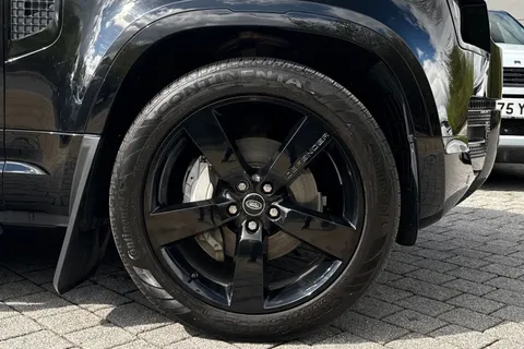 BA73XUH Land Rover Defender 110 3.0 D300 Hard Top X-Dynamic HSE 5dr Thumbnail #31