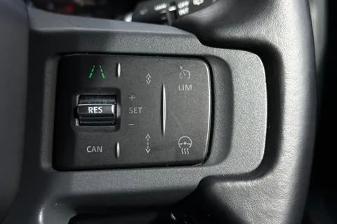 BA73XUH Land Rover Defender 110 3.0 D300 Hard Top X-Dynamic HSE 5dr Thumbnail #36