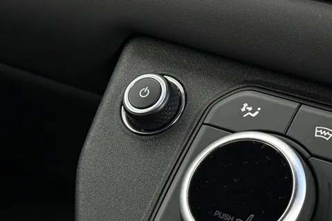 BA73XUH Land Rover Defender 110 3.0 D300 Hard Top X-Dynamic HSE 5dr Thumbnail #40