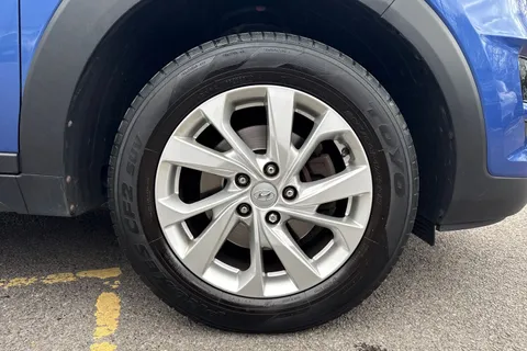 CK68KYV Hyundai Tucson 1.6 GDi SE Nav Euro 6 (s/s) 5dr Thumbnail #8