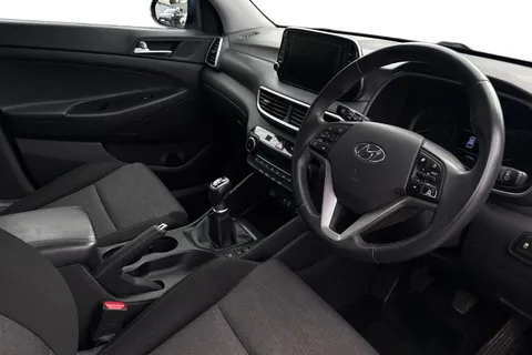 CK68KYV Hyundai Tucson 1.6 GDi SE Nav Euro 6 (s/s) 5dr Thumbnail #9