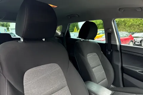 CK68KYV Hyundai Tucson 1.6 GDi SE Nav Euro 6 (s/s) 5dr Thumbnail #22