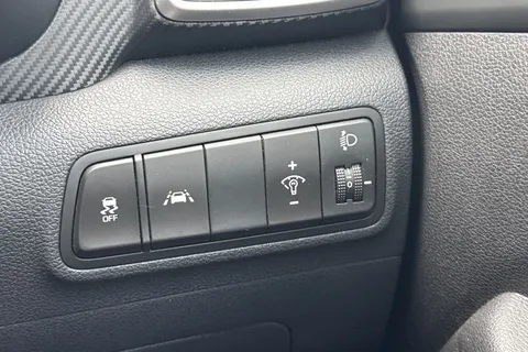 CK68KYV Hyundai Tucson 1.6 GDi SE Nav Euro 6 (s/s) 5dr Thumbnail #31
