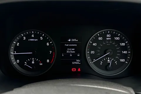 CK68KYV Hyundai Tucson 1.6 GDi SE Nav Euro 6 (s/s) 5dr Thumbnail #32