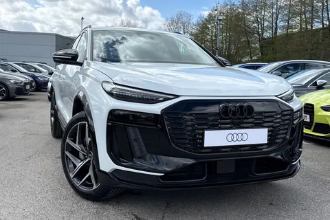  Audi Q6 E-Tron 83kWh Black Edition Auto 5dr Thumbnail #9