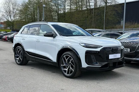  Audi Q6 E-Tron 83kWh Black Edition Auto 5dr Thumbnail #45