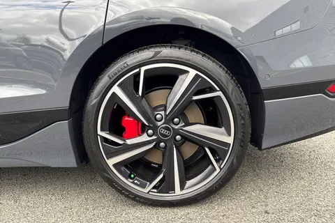  Audi A6 E-Tron Sportback 100kWh Edition 1 Auto quattro 5dr Thumbnail #12