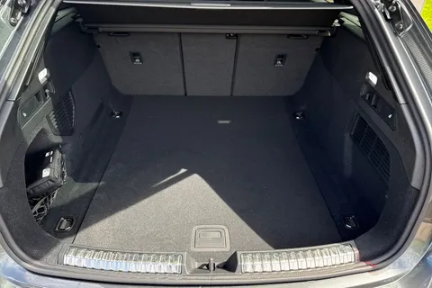 KM75SMX Audi A5 Avant Edition 1 TFSI 204 PS S tronic Thumbnail #8