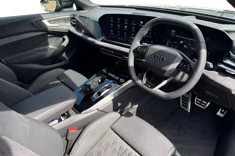 KM75SMX Audi A5 Avant Edition 1 TFSI 204 PS S tronic Thumbnail #15