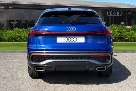  Audi Q5 2.0 TFSI S line Sportback S Tronic quattro Euro 6 (s/s) 5dr Thumbnail #5