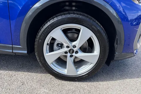  Audi Q5 2.0 TFSI S line Sportback S Tronic quattro Euro 6 (s/s) 5dr Thumbnail #10