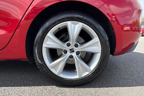 DX70XSL SEAT Leon 1.5 TSI EVO FR Euro 6 (s/s) 5dr Thumbnail #14