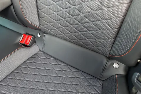 DX70XSL SEAT Leon 1.5 TSI EVO FR Euro 6 (s/s) 5dr Thumbnail #33