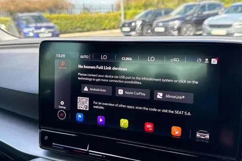 DX70XSL SEAT Leon 1.5 TSI EVO FR Euro 6 (s/s) 5dr Thumbnail #47