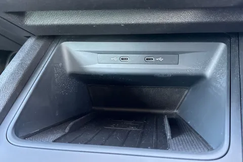 DX70XSL SEAT Leon 1.5 TSI EVO FR Euro 6 (s/s) 5dr Thumbnail #51