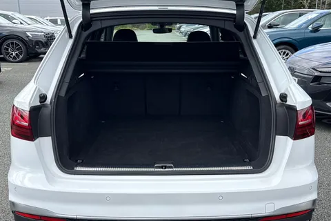 LS24YHX Audi A4 Avant Avant S line 40 TFSI  204 PS S tronic Thumbnail #8