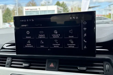 LS24YHX Audi A4 Avant Avant S line 40 TFSI  204 PS S tronic Thumbnail #37