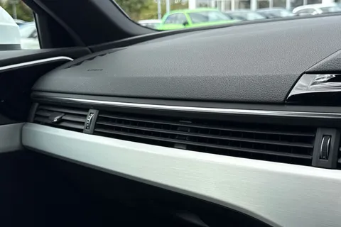 LS24YHX Audi A4 Avant Avant S line 40 TFSI  204 PS S tronic Thumbnail #43