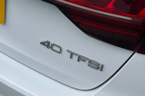 LS24YHX Audi A4 Avant Avant S line 40 TFSI  204 PS S tronic Thumbnail #55