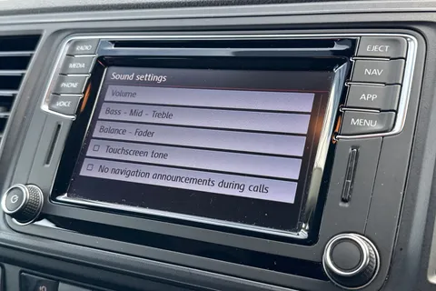 DG18WFF Volkswagen California 2.0 TDI BlueMotion Tech Beach DSG Euro 6 (s/s) 4dr Thumbnail #53