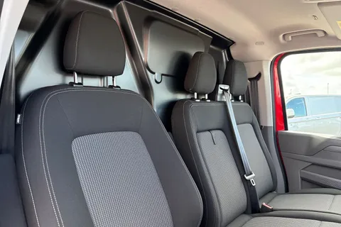 DA26GUK Volkswagen Transporter 2.0 TDI 110 Commerce Plus Van Thumbnail #24