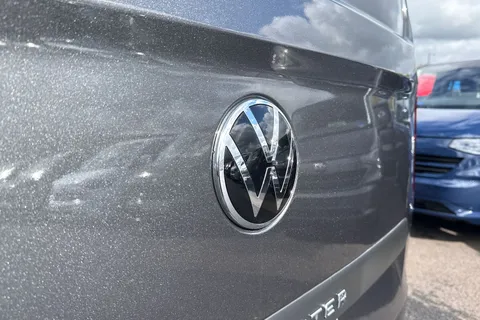 MF26ETX Volkswagen Transporter SWB 110PS MANUAL Thumbnail #29